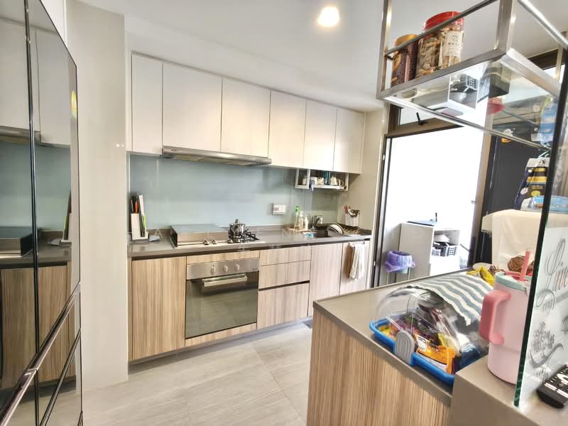 Rivercove Residences EC, 28 Anchorvale Ln, 4 Bedrooms, 1,216 sqft, Condominium For Sale, by Charlyene Choo 朱慧玲, 500068687 - Kitchen - PropertyGuru.com.sg