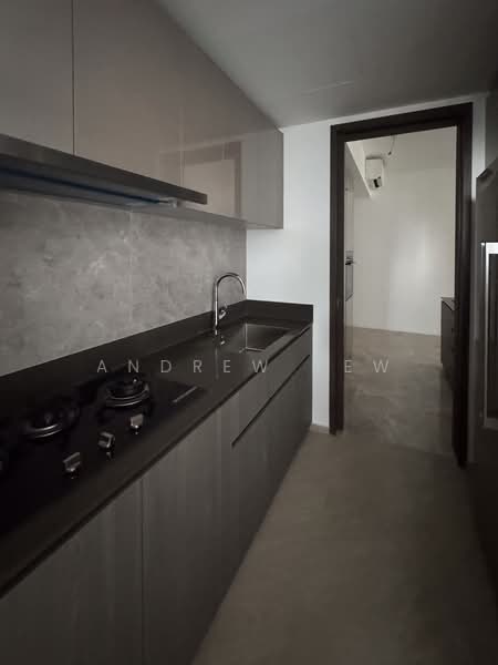 Piccadilly Grand Condominium For Sale at S$ 3,450,000 | PropertyGuru Singapore - Kitchen