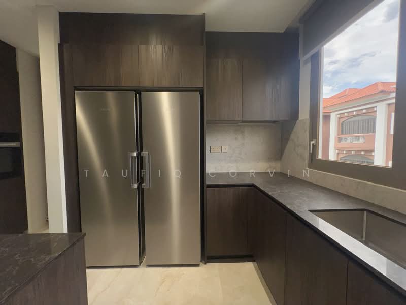 The Giverny Residences Condominium For Sale at S$ 9,979,000 | PropertyGuru Singapore - Kitchen