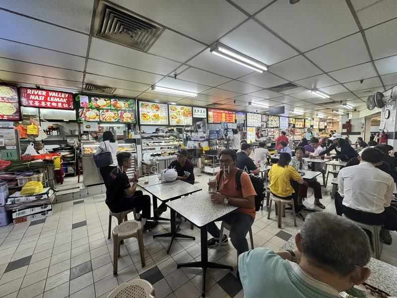 Lucky Plaza, 304 Orchard Road, Orchard / River Valley, 3,045 sqft, Mall Shop For Sale, by Nick Chan, 500068708 - Interior - CommercialGuru.com.sg