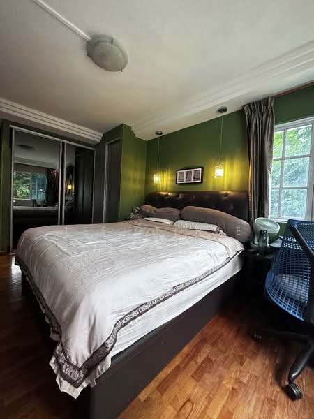 94B Bedok North Avenue 4 HDB Flat For Sale at S$ 998,000 | PropertyGuru Singapore - Bedroom