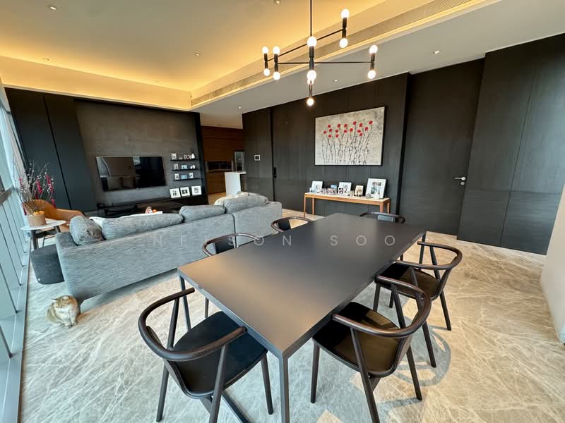 Leedon Residence Condominium For Sale at S$ 10,950,000 | PropertyGuru Singapore - Living Room