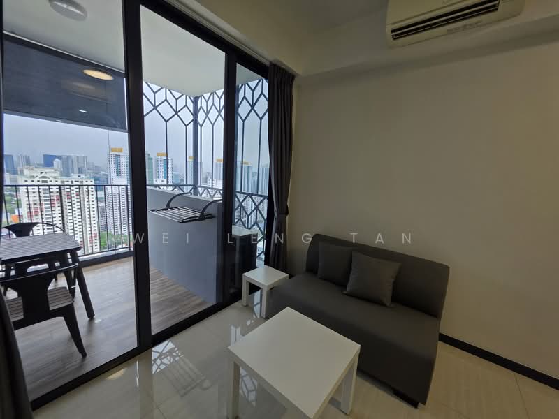 Gem Residences, 1 Lorong 5 Toa Payoh, 2 Bedrooms, 570 sqft, Condominium For Rent, by Wei Leng Tan, 500068742 - Living Room - PropertyGuru.com.sg