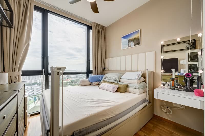 The Trilinq Condominium For Sale at S$ 2,680,000 | PropertyGuru Singapore - Bedroom