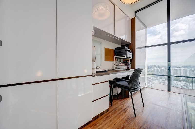 The Trilinq Condominium For Sale at S$ 2,680,000 | PropertyGuru Singapore - Study