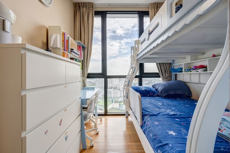 The Trilinq Condominium For Sale at S$ 2,680,000 | PropertyGuru Singapore - Bedroom