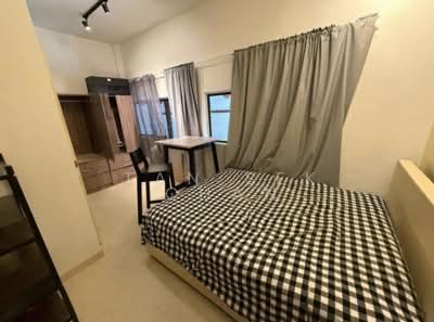 For Rent - People's Park Complex