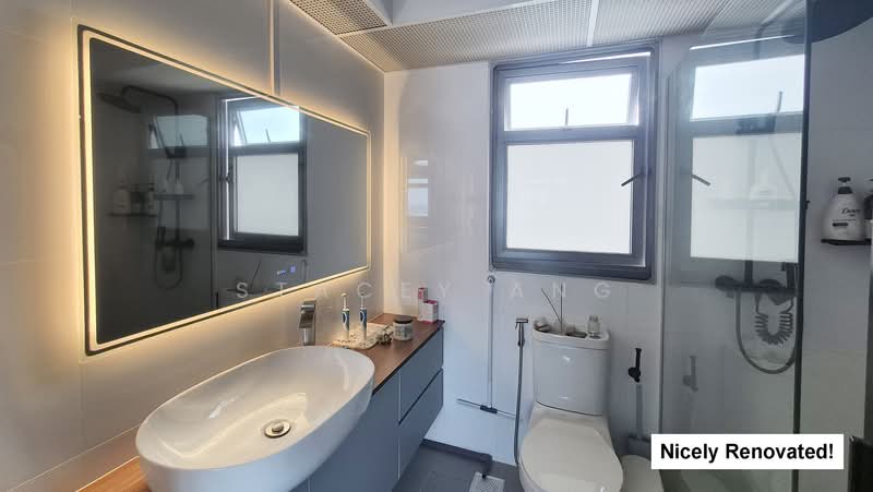 Northshore Straitsview, 421B Northshore Drive, 2 Bedrooms, 1,001 sqft, HDB Flat For Rent, by Stacey Ang, 500068810 - Master Bathroom - PropertyGuru.com.sg