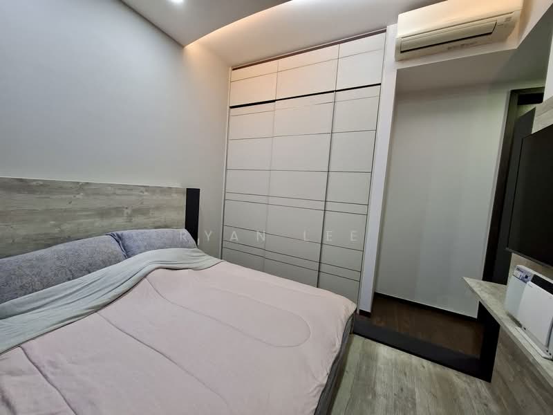 Jewel @ Buangkok Condominium For Sale at S$ 1,750,000 | PropertyGuru Singapore - Master Bedroom