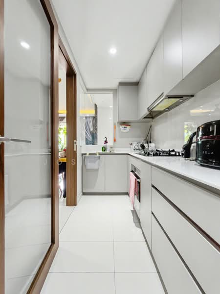 The Visionaire Executive Condominium For Sale at S$ 1,880,000 | PropertyGuru Singapore - Kitchen