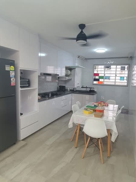 219 Yishun Street 21, 219 Yishun Street 21, Room Rental, 80 sqft, HDB Flat For Rent, by Hassan Bin Jaafar, 500068837 - Kitchen - PropertyGuru.com.sg