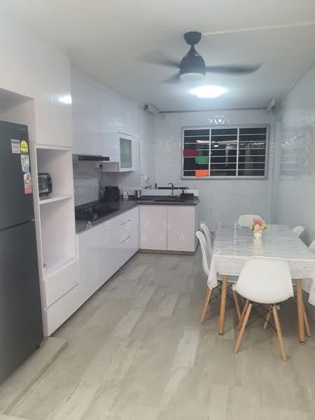 219 Yishun Street 21, 219 Yishun Street 21, Room Rental, 80 sqft, HDB Flat For Rent, by Hassan Bin Jaafar, 500068837 - Kitchen - PropertyGuru.com.sg