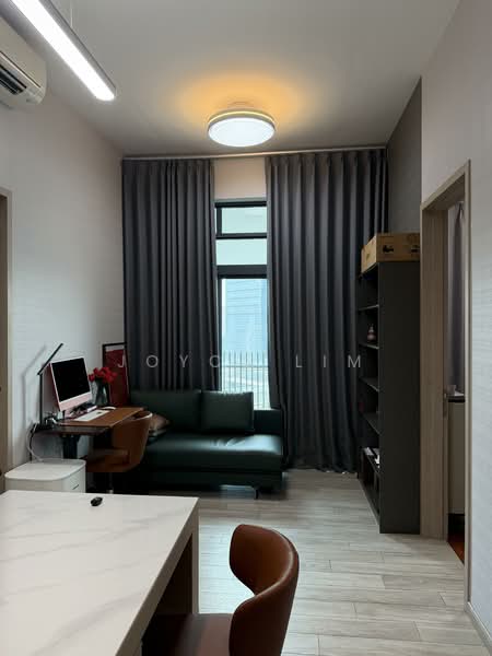 J Gateway, 2 Gateway Drive, 2 Bedrooms, 678 sqft, Condominium For Rent, by Joyce Lim, 500068840 - Study - PropertyGuru.com.sg