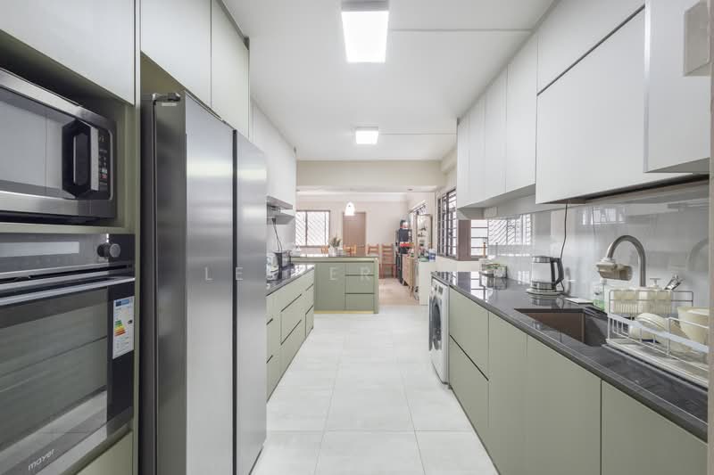 431 Tampines Street 41 HDB Flat For Sale at S$ 948,888 | PropertyGuru Singapore - Kitchen