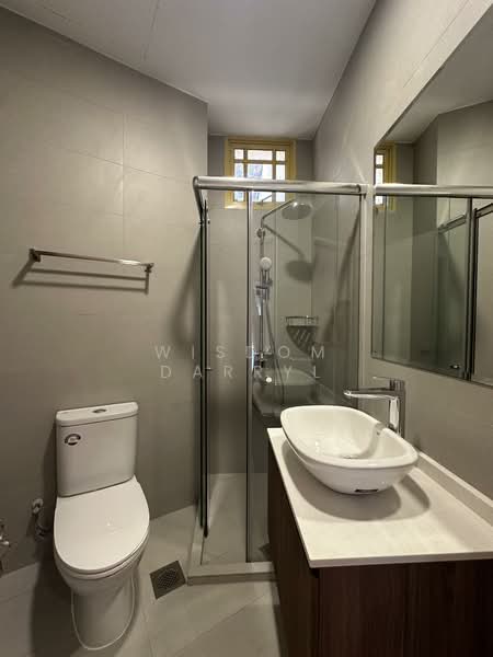 Orange Regency, 101 Fernhill Road, 4 Bedrooms, 2,433 sqft, Apartment For Rent, by Wisdom Darryl, 500068854 - Bathroom - PropertyGuru.com.sg