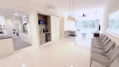 For Rent - Fairlodge