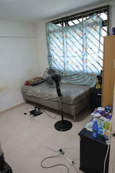 338 Bukit Batok Street 34, 338 Bukit Batok Street 34, 3 Bedrooms, 905 sqft, HDB Flat For Rent, by Malcolm Hoe, 500068875 - Bedroom - PropertyGuru.com.sg