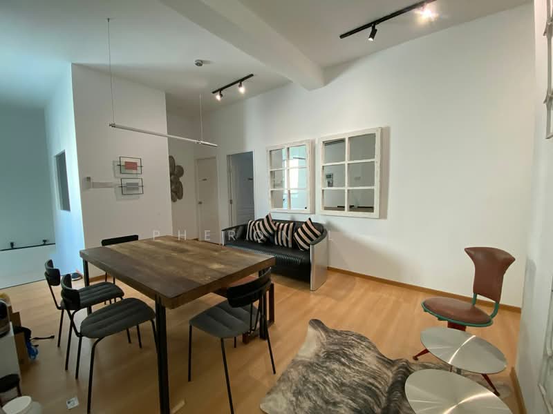 486 sims avenue, , Room Rental, 120 sqft, Walk-up Apartment For Rent, by Pheron Lim, 500068879 - Living Room - PropertyGuru.com.sg