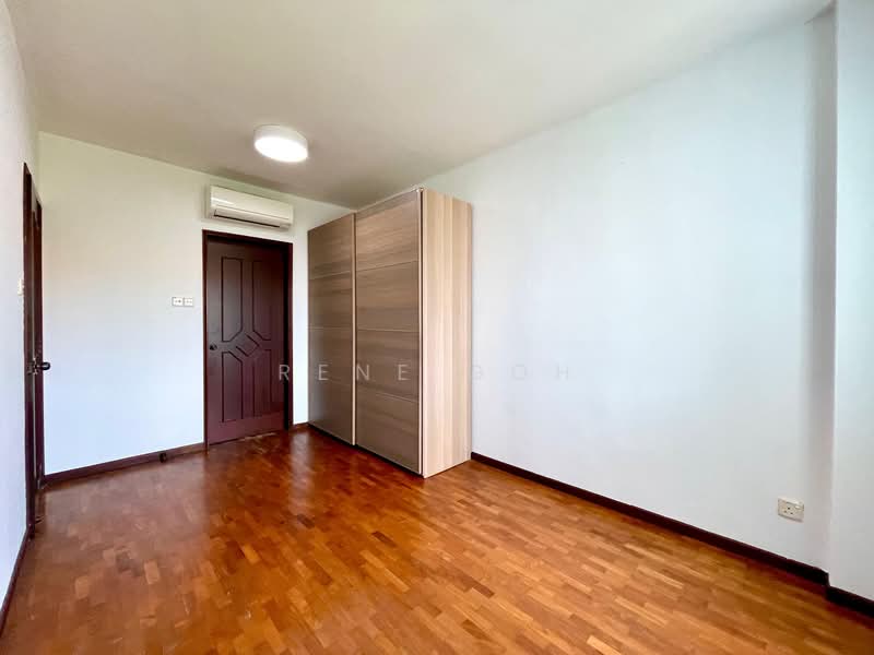 Stratford Court Condominium For Sale at S$ 2,000,000 | PropertyGuru Singapore - Interior