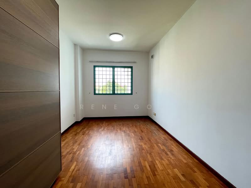 Stratford Court Condominium For Sale at S$ 2,000,000 | PropertyGuru Singapore - Interior