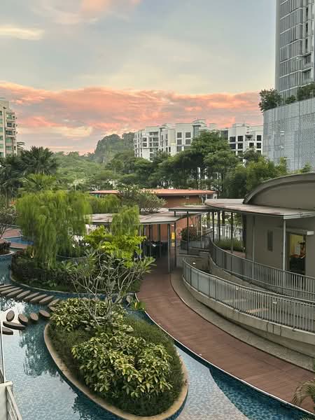 Kingsford Hillview Peak Condominium For Sale at S$ 799,000 | PropertyGuru Singapore - Exterior