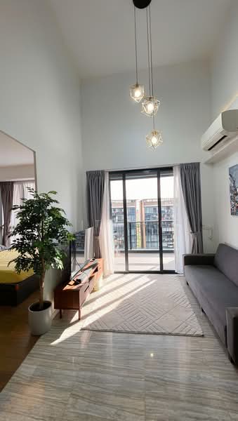 Parc Esta Condominium For Sale at S$ 1,620,000 | PropertyGuru Singapore - Living Room