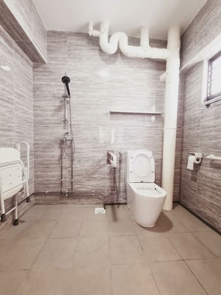 527 Serangoon North Avenue 4, 527 Serangoon North Avenue 4, 4 Bedrooms, 1,572 sqft, HDB Flat For Rent, by Dean Lai, 500068916 - Bathroom - PropertyGuru.com.sg