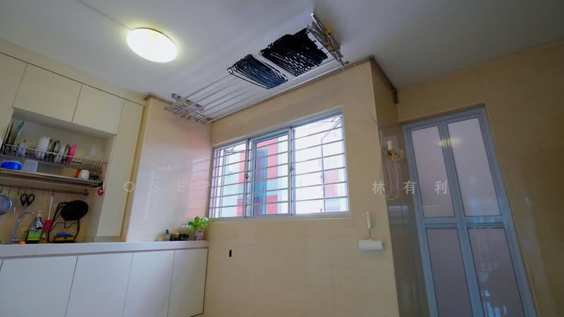 167 Bishan Street 13 HDB Flat For Sale at S$ 980,000 | PropertyGuru Singapore - Kitchen
