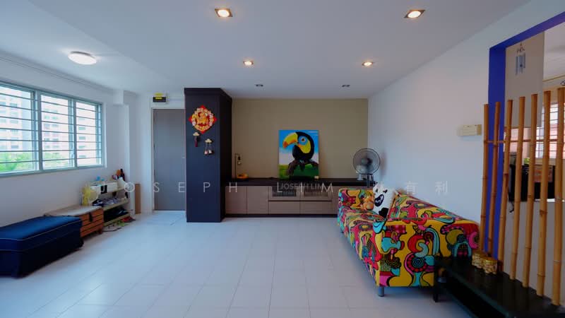 167 Bishan Street 13 HDB Flat For Sale at S$ 980,000 | PropertyGuru Singapore - Living Room