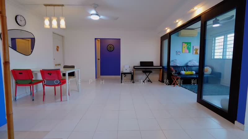 167 Bishan Street 13 HDB Flat For Sale at S$ 980,000 | PropertyGuru Singapore - Living Room