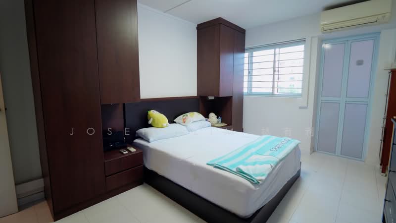 167 Bishan Street 13 HDB Flat For Sale at S$ 980,000 | PropertyGuru Singapore - Bedroom