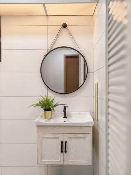 464A Bukit Batok West Avenue 8 HDB Flat For Sale at S$ 849,000 | PropertyGuru Singapore - Bathroom