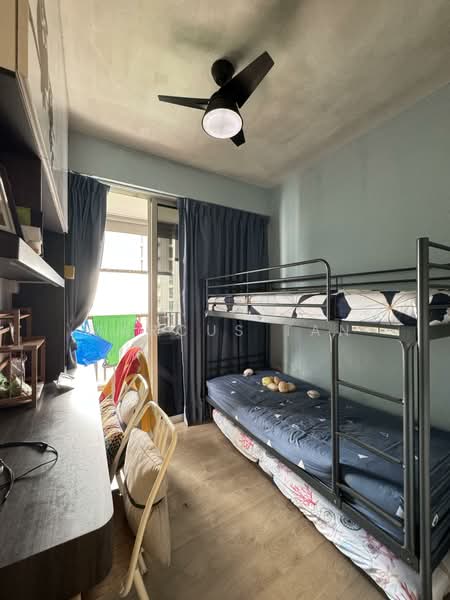 Heron Bay, 63 Upper Serangoon View, 3 Bedrooms, 1,023 sqft, Executive Condominium For Rent, by Marcus Tan, 500068937 - Bedroom - PropertyGuru.com.sg