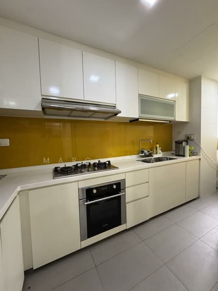 Heron Bay, 63 Upper Serangoon View, 3 Bedrooms, 1,023 sqft, Executive Condominium For Rent, by Marcus Tan, 500068937 - Kitchen - PropertyGuru.com.sg