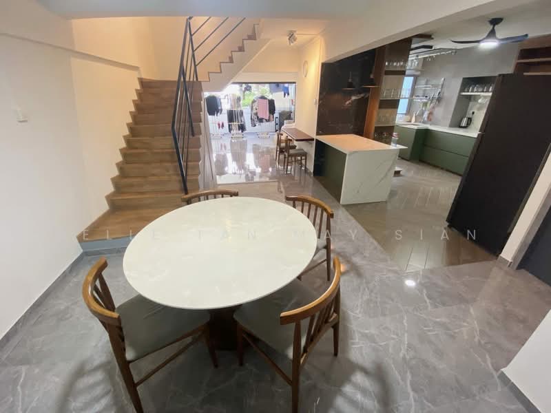 512 Bukit Batok Street 52, 512 Bukit Batok Street 52, 3 Bedrooms, 1,572 sqft, HDB Flat For Sale, by Belle Tan May Sian, 500068943 - Dining Room - PropertyGuru.com.sg