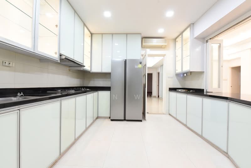 Regency Park, 9 Nathan Road, 4 Bedrooms, 3,650 sqft, Condominium For Rent, by Ken Wu, 500068953 - Kitchen - PropertyGuru.com.sg
