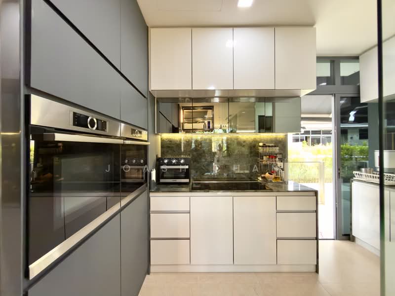 Belgravia Villas Cluster House For Sale at S$ 4,500,000 | PropertyGuru Singapore - Kitchen