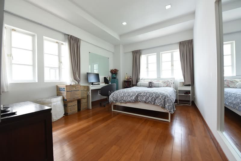 Gentle Villas, 71 Gentle Drive, 5 Bedrooms, 7,382 sqft, Semi-Detached House For Rent, by Ken Wu, 500068961 - Bedroom - PropertyGuru.com.sg