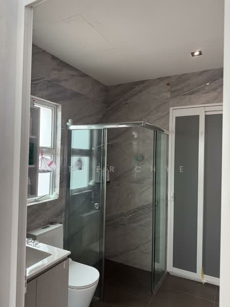 Westville Semi-Detached House For Sale at S$ 2,890,000 | PropertyGuru Singapore - Bathroom