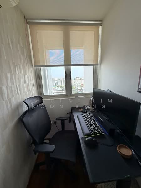 Haig 162, 162 Haig Road, 2 Bedrooms, 818 sqft, Condominium For Rent, by Vincent Lim Boon Seng, 500068977 - Study - PropertyGuru.com.sg