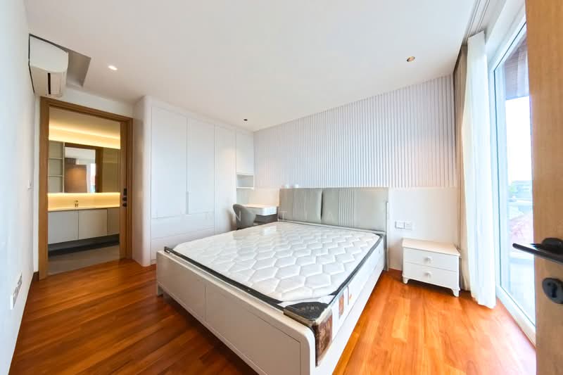 ❤️GIANT⚡️Brand New Corner Terrace within 1km to Tao Nan w Pools, Mezzanine, Attic & Lift Corner Terrace For Sale at S$ 9,200,000 | PropertyGuru Singapore - Bedroom
