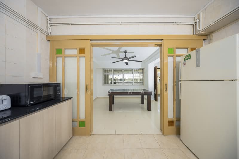 136 Pasir Ris Street 11, 136 Pasir Ris Street 11, 3 Bedrooms, 1,539 sqft, HDB Flat For Rent, by David Wang, 500068994 - Kitchen - PropertyGuru.com.sg