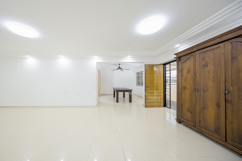136 Pasir Ris Street 11, 136 Pasir Ris Street 11, 3 Bedrooms, 1,539 sqft, HDB Flat For Rent, by David Wang, 500068994 - Living Room - PropertyGuru.com.sg