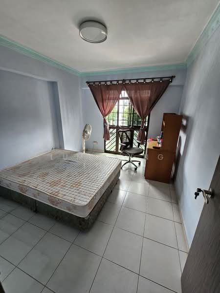 521 Woodlands Drive 14, 521 Woodlands Drive 14, 3 Bedrooms, 1,141 sqft, HDB Flat For Rent, by Lum Kheng Loon, 500069018 - Bedroom - PropertyGuru.com.sg