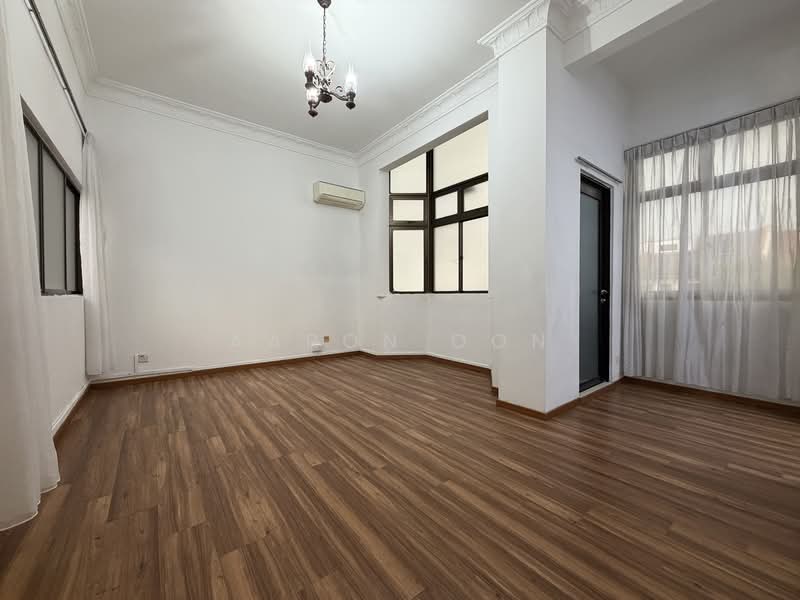 🔥 Generous Land Size • Ideal for Big Families Semi-Detached House For Sale at S$ 5,280,000 | PropertyGuru Singapore - Interior