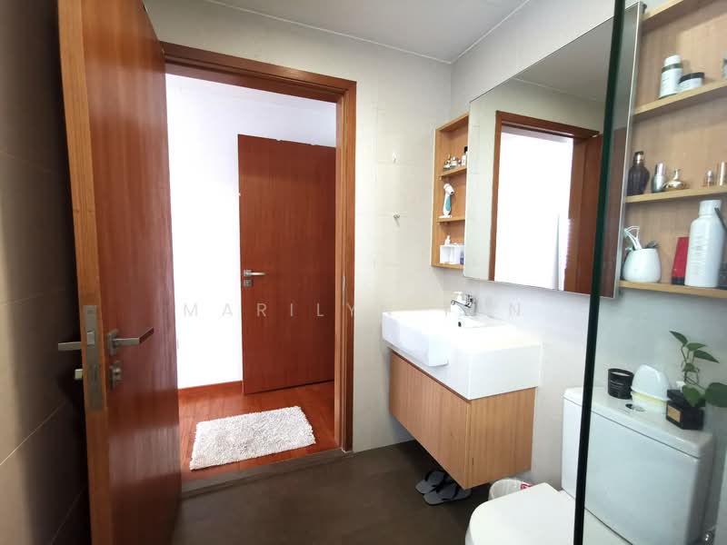 The Interweave, 21 Kim Keat Road, 2 Bedrooms, 764 sqft, Condominium For Rent, by Marilyn Tan, 500069028 - Bathroom - PropertyGuru.com.sg