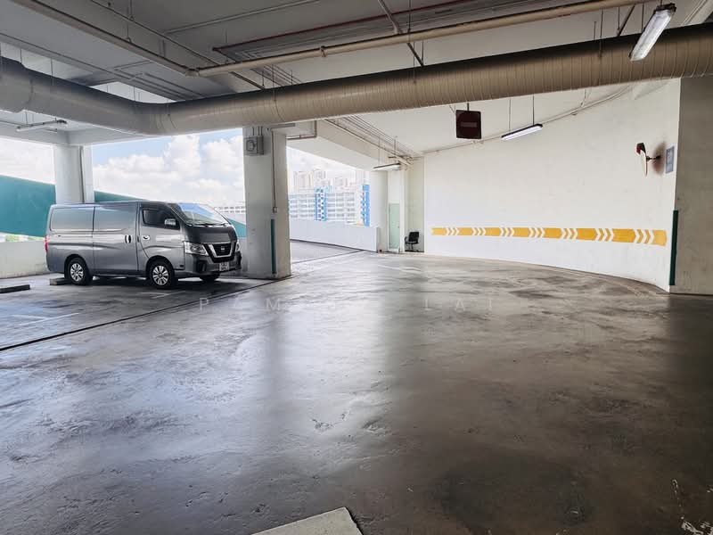 Toh Guan Centre, 21 Toh Guan Road East, 1,000 sqft, Factory / Workshop (B2) For Rent, by Pamela Lai, 500069030 - Car Park - CommercialGuru.com.sg