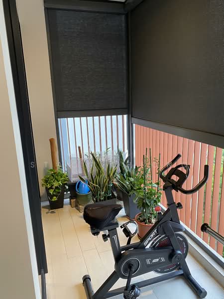 Riverfront Residences Condominium For Sale at S$ 2,288,000 | PropertyGuru Singapore - Balcony