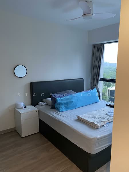 Riverfront Residences Condominium For Sale at S$ 2,288,000 | PropertyGuru Singapore - Master Bedroom