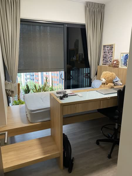 Riverfront Residences Condominium For Sale at S$ 2,288,000 | PropertyGuru Singapore - Bedroom